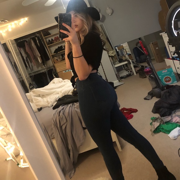 Fashion Nova Denim - Fashion Nova Skinny Jeans